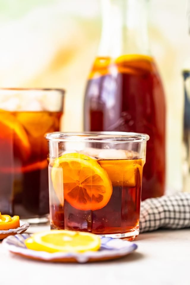 Mason Jar Sweet Tea.